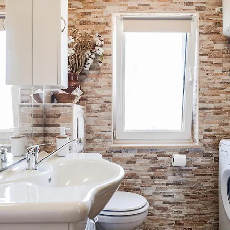 Pet Friendly In Golubovo Mednjan