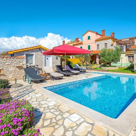 Gorgeous In Golubovo With Wifi