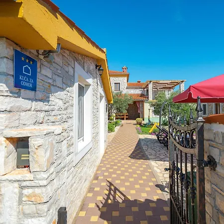 Pet Friendly In Golubovo * Mednjan