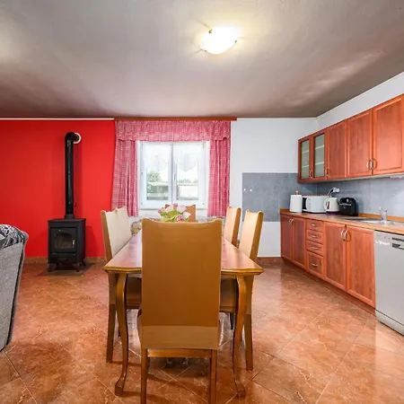 Pet Friendly In Golubovo *