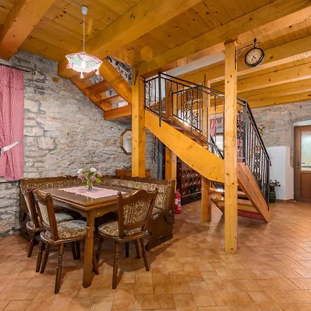 Gorgeous In Golubovo With Wifi Holiday home *